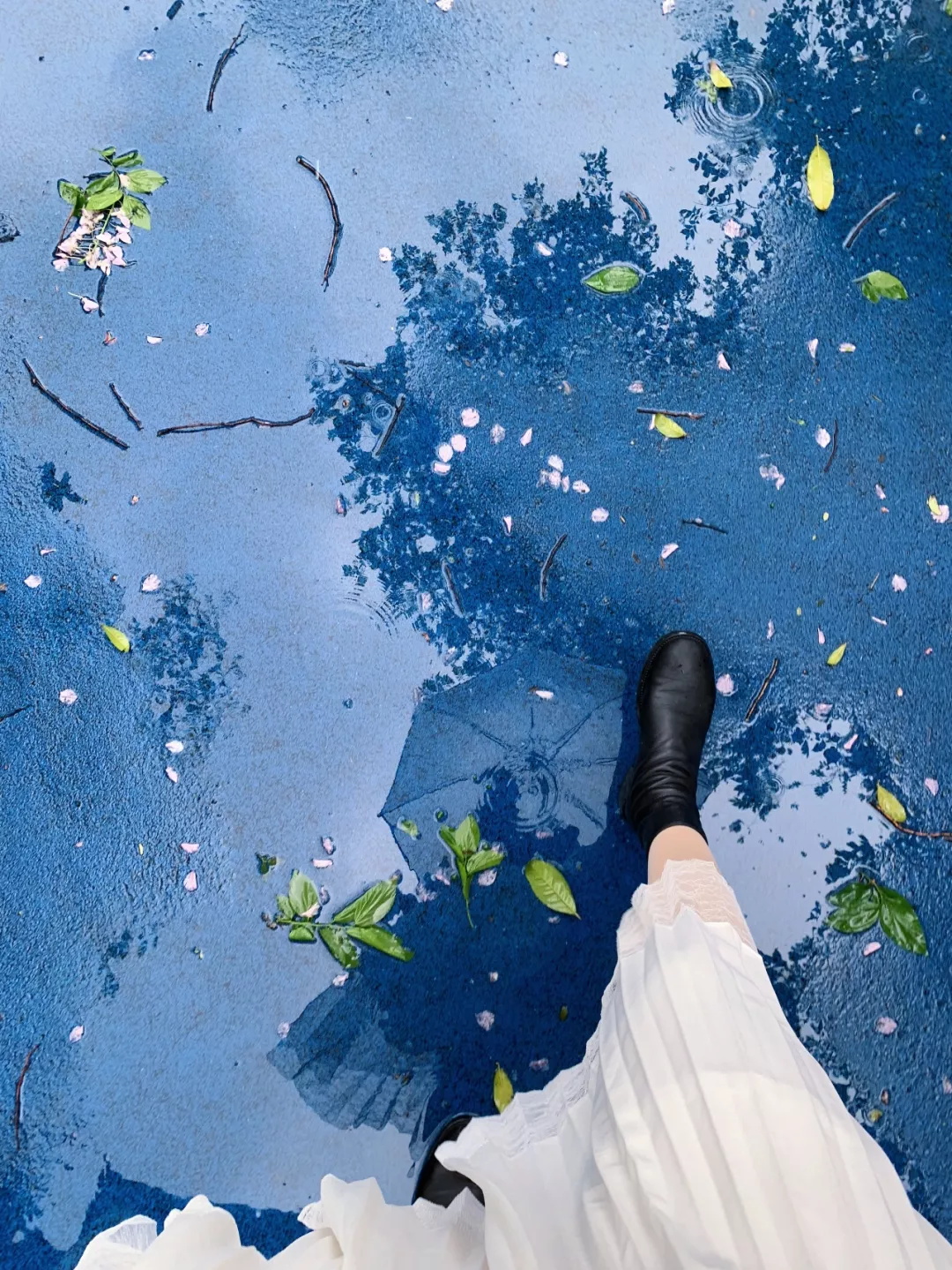 拍一张照片就能设计成一幅海报,这种技能要不要?