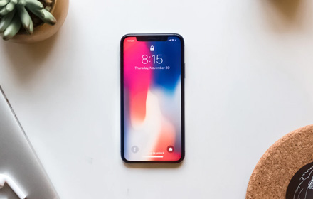 这篇分析iPhone X 转角细节设计的文章，收获了15000+个赞